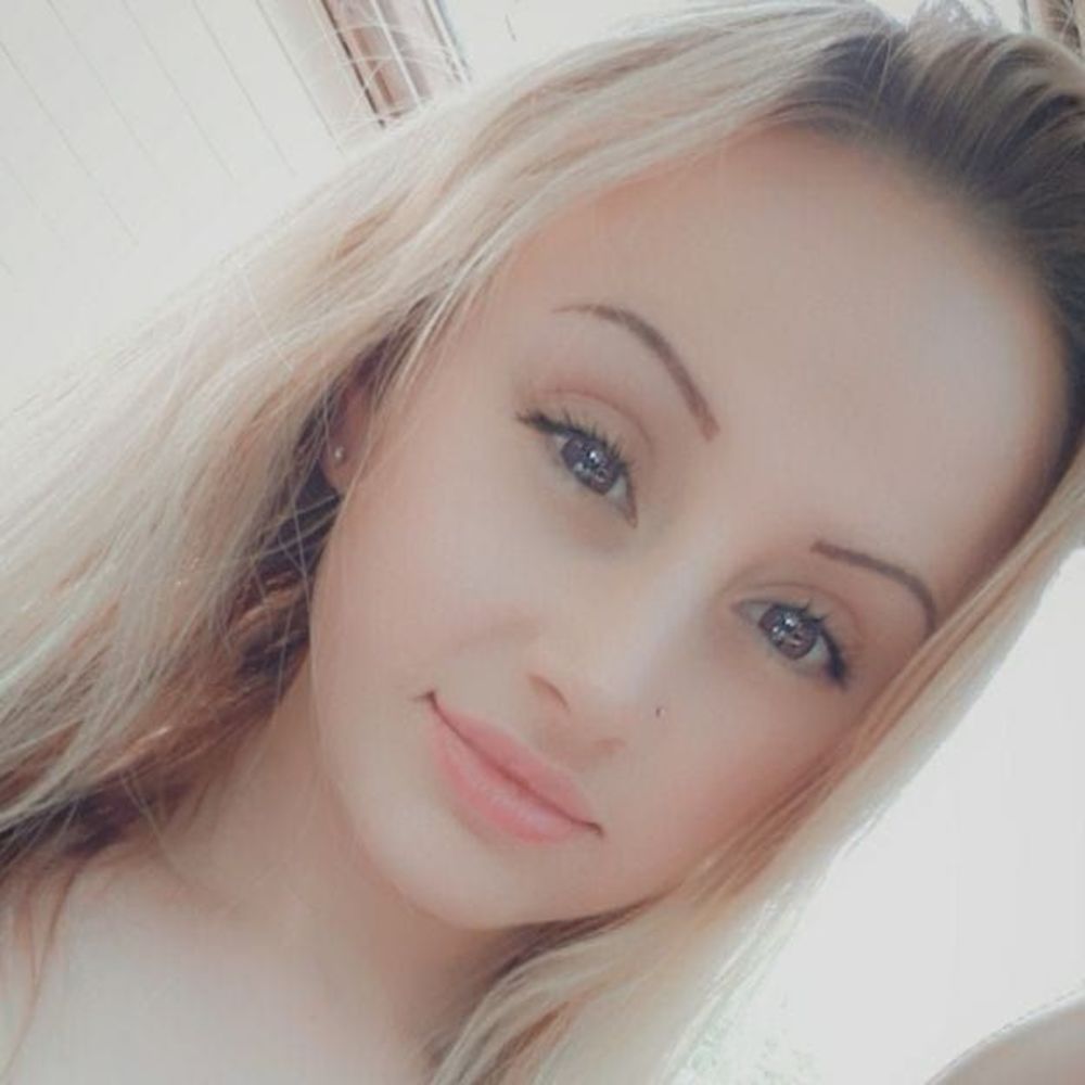 Meet your Posher, Brandi